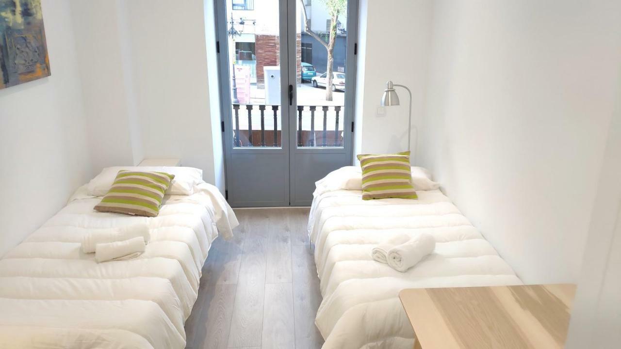 Modern With Ideal Location Next To Atocha Station Мадрид Екстериор снимка