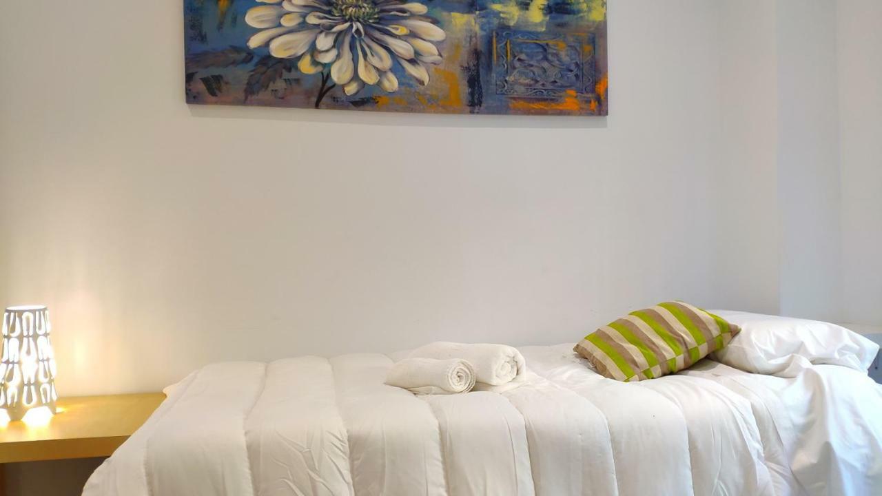 Modern With Ideal Location Next To Atocha Station Мадрид Екстериор снимка